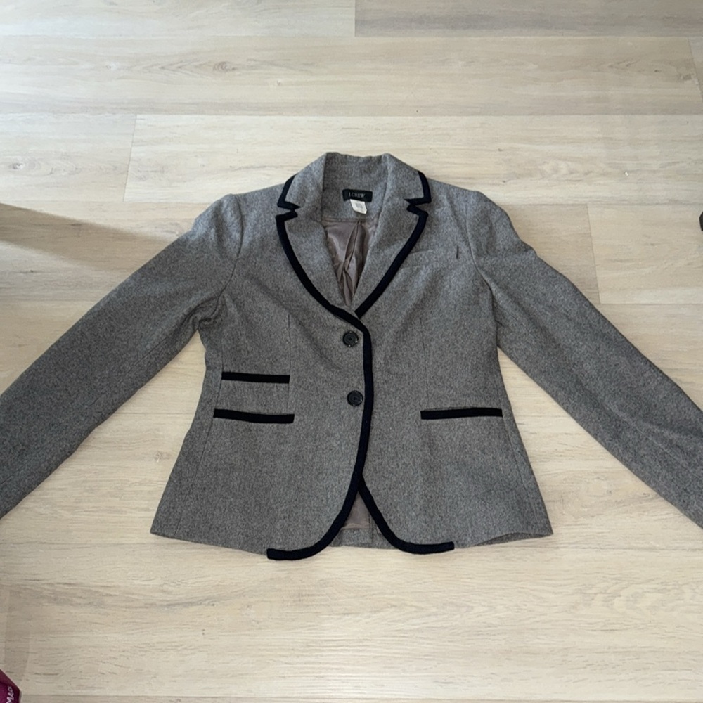 **J. Crew Gray Blazer with Notched Lapels and Structured Shoulders